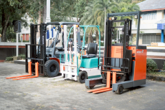 LINE_ALBUM_11-ธ.ค.-2568-รับมอบ-รถโฟร์คลิฟท์_251211_104