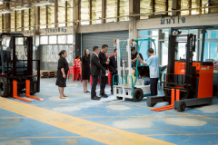 LINE_ALBUM_11-ธ.ค.-2568-รับมอบ-รถโฟร์คลิฟท์_251211_13