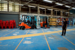 LINE_ALBUM_11-ธ.ค.-2568-รับมอบ-รถโฟร์คลิฟท์_251211_55