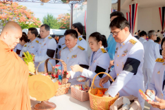 LINE_ALBUM_พิธีเฉลิมพระเกียรติสมเด็จพระนางเจ้าฯ_260719_95