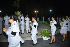LINE_ALBUM_31-พ.ค-พิธีพระราชทานพุ่มดอกบัวประดิษฐ์_260719_15