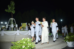 LINE_ALBUM_31-พ.ค-พิธีพระราชทานพุ่มดอกบัวประดิษฐ์_260719_23