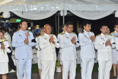 LINE_ALBUM_31-พ.ค-พิธีพระราชทานพุ่มดอกบัวประดิษฐ์_260719_36