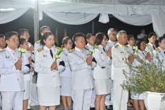 LINE_ALBUM_31-พ.ค-พิธีพระราชทานพุ่มดอกบัวประดิษฐ์_260719_43