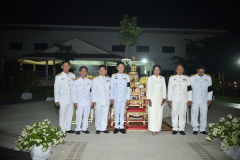 LINE_ALBUM_31-พ.ค-พิธีพระราชทานพุ่มดอกบัวประดิษฐ์_260719_5