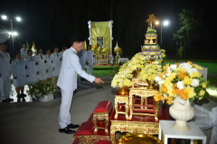 LINE_ALBUM_31-พ.ค-พิธีพระราชทานพุ่มดอกบัวประดิษฐ์_260719_50