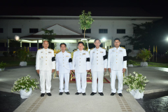 LINE_ALBUM_31-พ.ค-พิธีพระราชทานพุ่มดอกบัวประดิษฐ์_260719_71