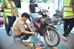 LINE_ALBUM_10-เม.ย.-69-อาชีวะ-ขนส่ง-อาสาช่วยประชาชน_260410_66