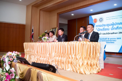 LINE_ALBUM_18-ม.ค.-ประชุมผู้ปกครอง_260302_52