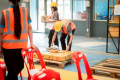 LINE_ALBUM_8-ธ.ค.-68-ทดสอบมาตรฐานฝีมือแรงงานโลจิสติกส์_251209_69